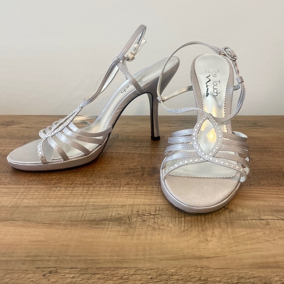 Nina Dressy Heels, Silver with rhinestones, 7.5, VGUC - Picture 8 of 8
